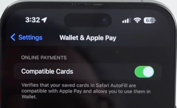 Compatible cards in Apple Pay